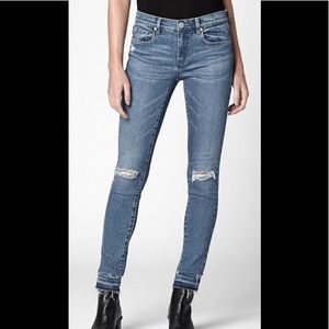 Blank NYC Reade Crop Skinny in Dance Off